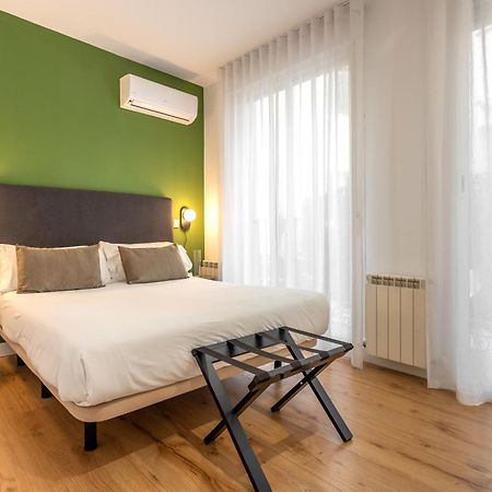 Aspasios Calle Mayor Apartments Мадрид Стая снимка