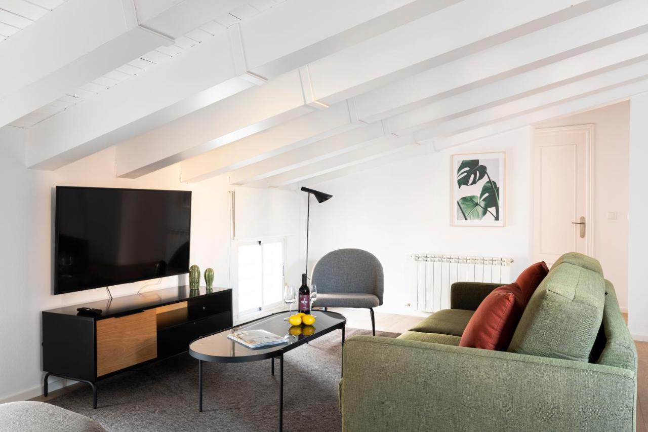 Aspasios Calle Mayor Apartments Мадрид Екстериор снимка
