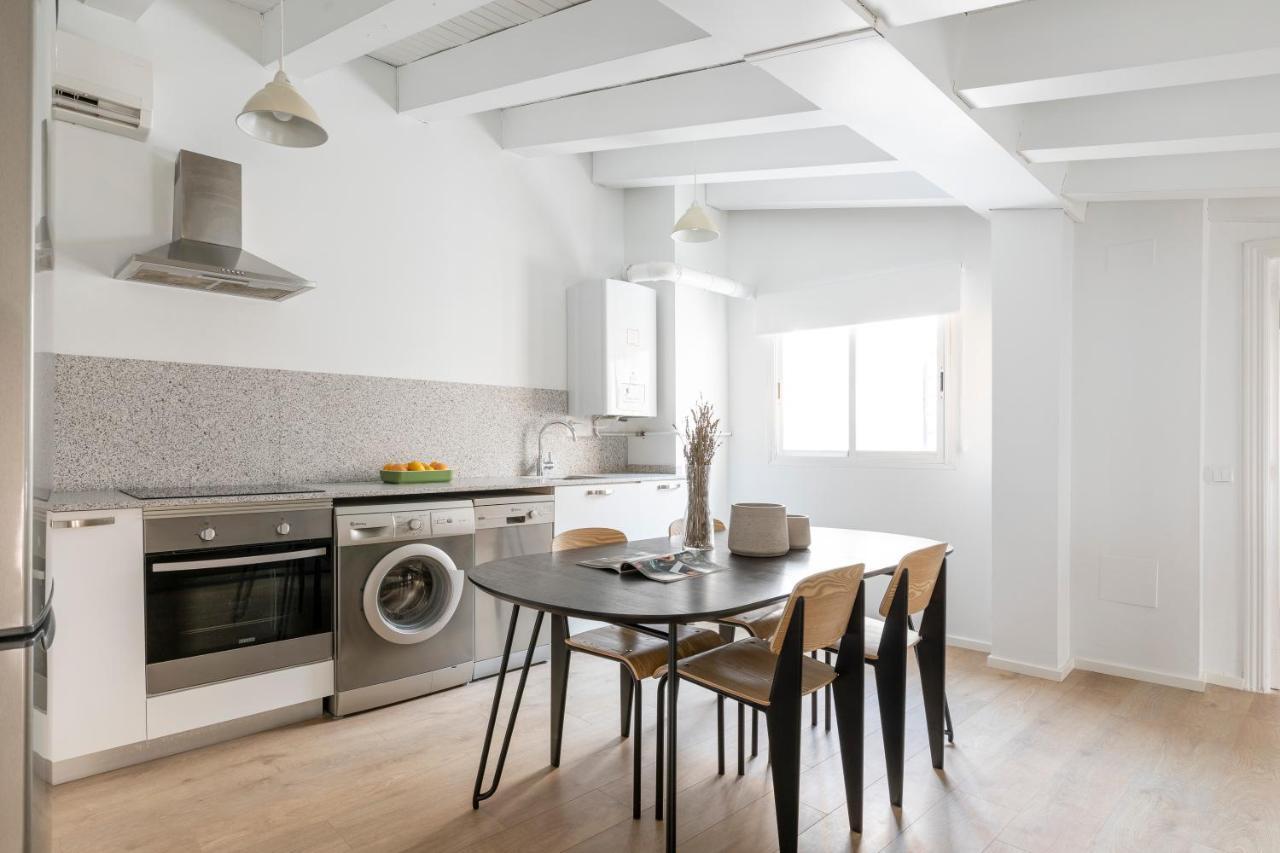 Aspasios Calle Mayor Apartments Мадрид Екстериор снимка