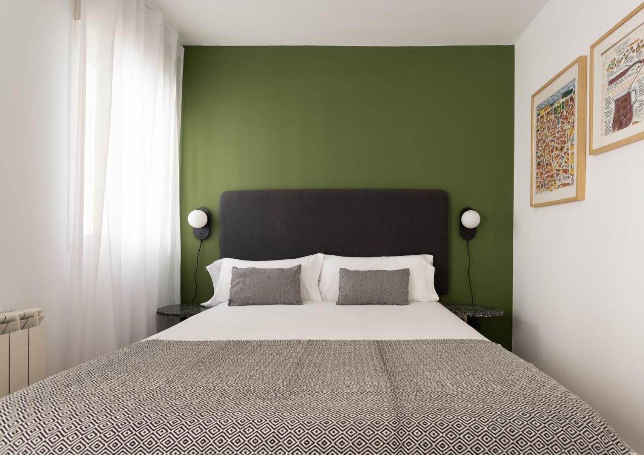 Aspasios Calle Mayor Apartments Мадрид Екстериор снимка