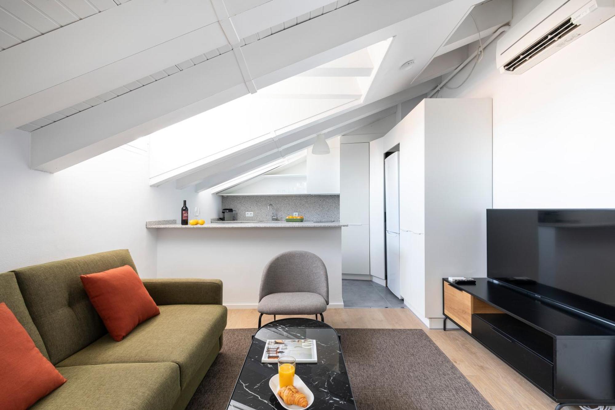 Aspasios Calle Mayor Apartments Мадрид Стая снимка